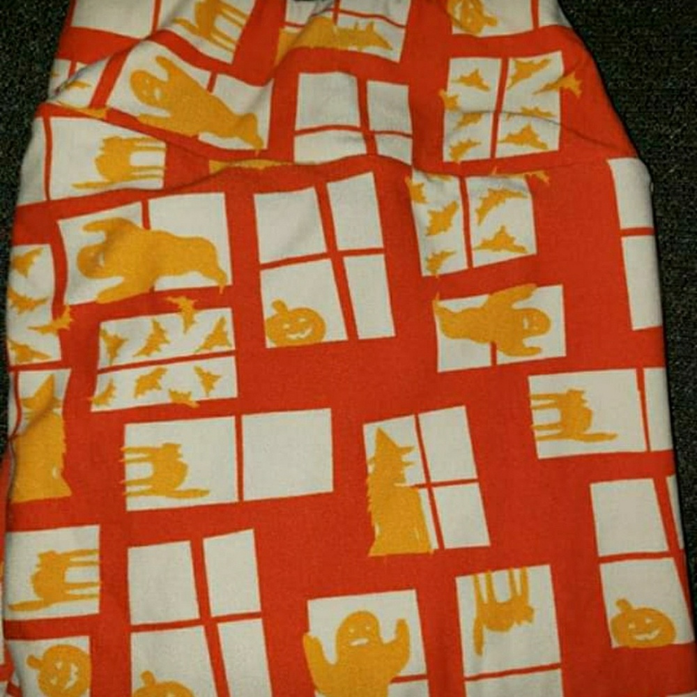 Lularoe TC Leggings - Picture 5 of 5